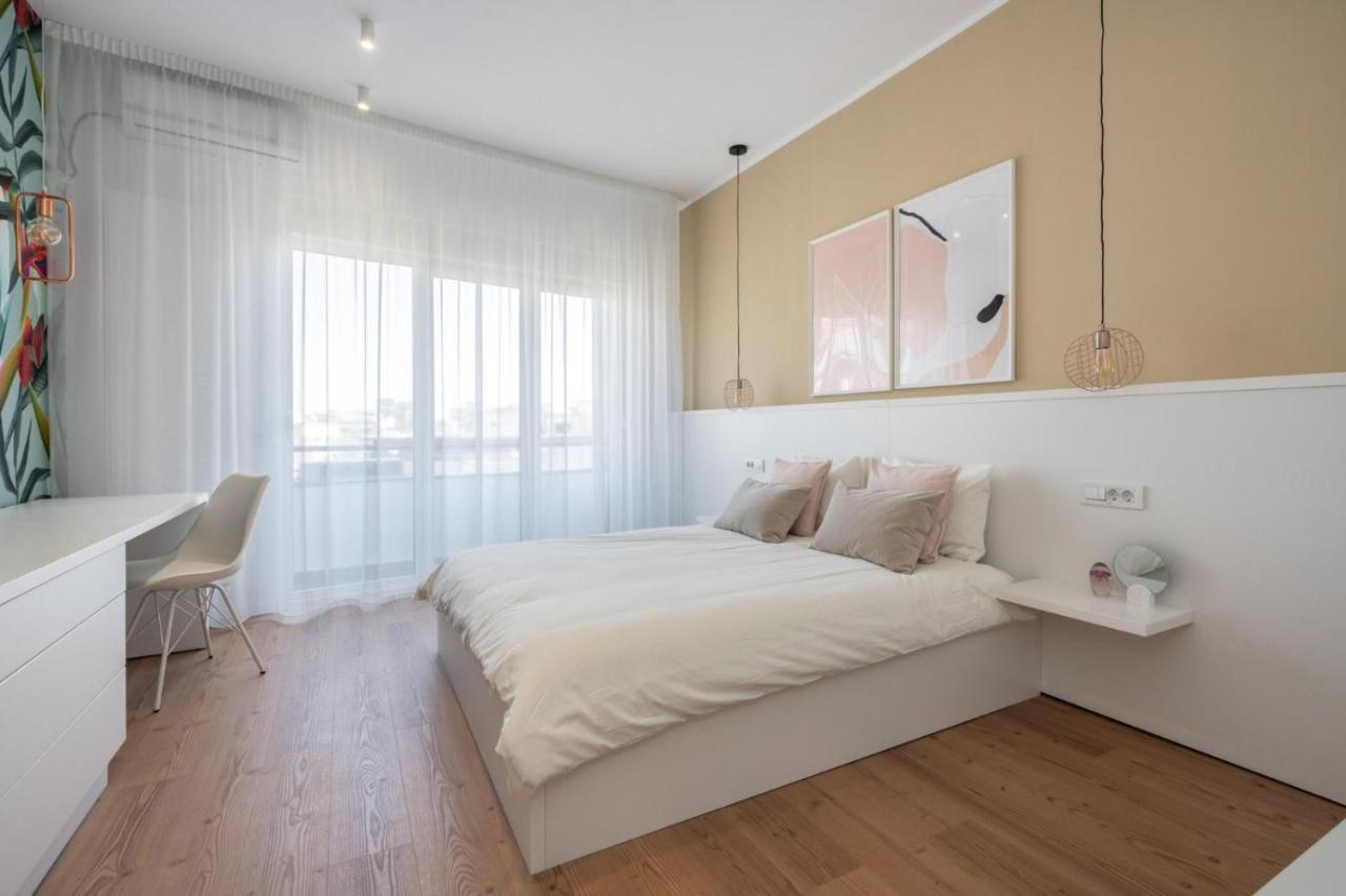 Fabulous Apartament With View In Calea Victoriei 부쿠레슈티 외부 사진