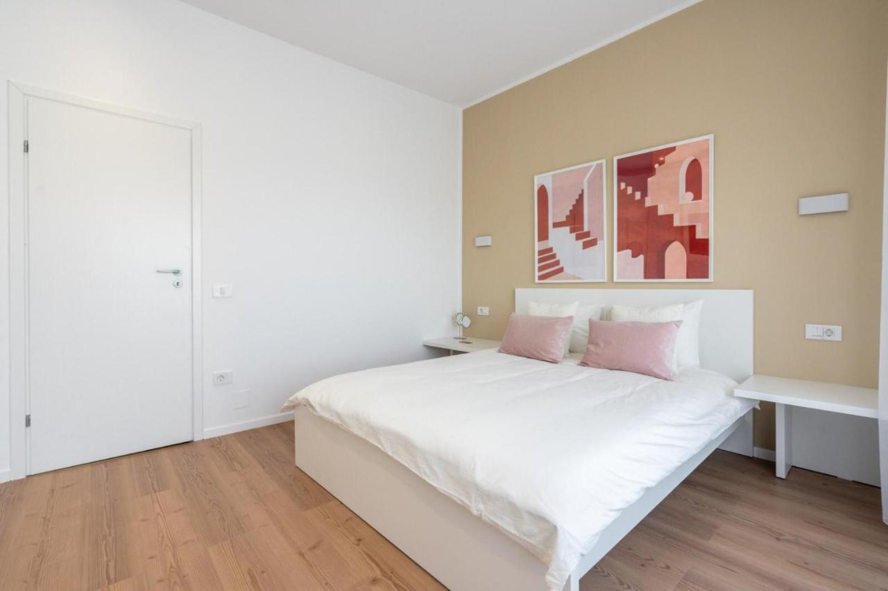Fabulous Apartament With View In Calea Victoriei 부쿠레슈티 외부 사진